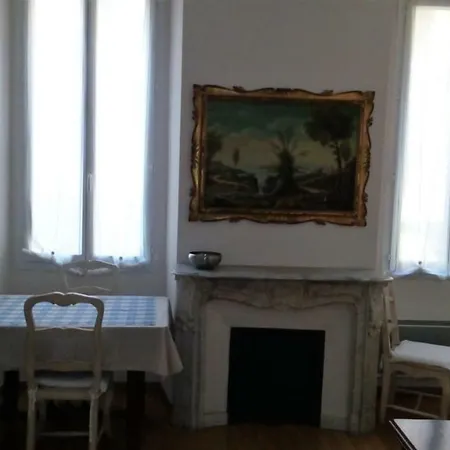 La Cerisaie - Rue Massena Apartment *