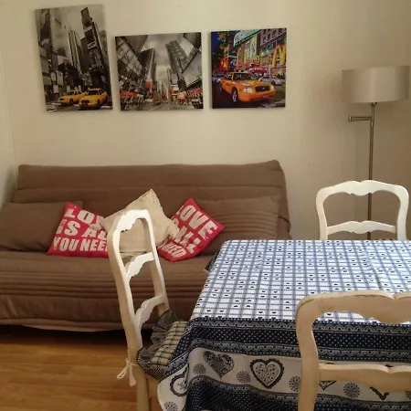 La Cerisaie - Rue Massena Apartment *
