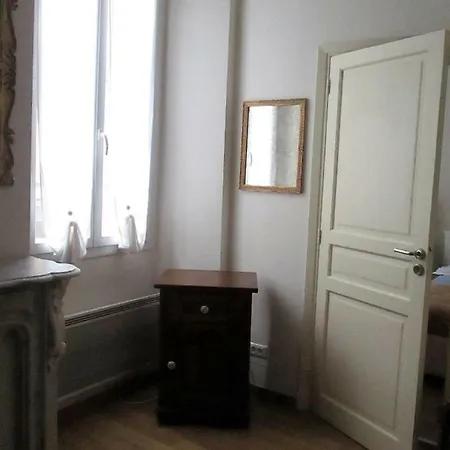 La Cerisaie - Rue Massena Apartment *